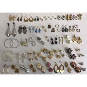 Lot Of 50 Gold & Silver Toned Earrings Pierced/Clip On Mix + 2 Bonus Pieces ER5